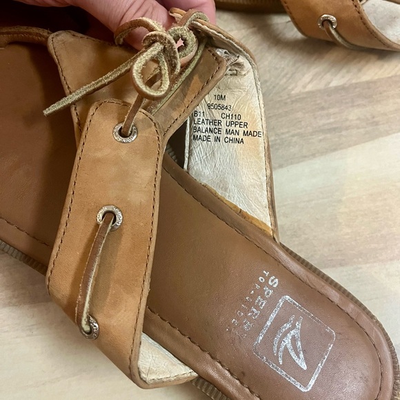 Sperry Topsider leather flip flops - Picture 2 of 2